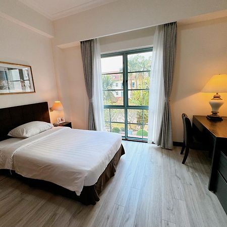 Diamond Westlake Suites Ханой Екстер'єр фото